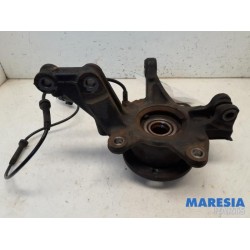 Renault - Clio - Knuckle, front right