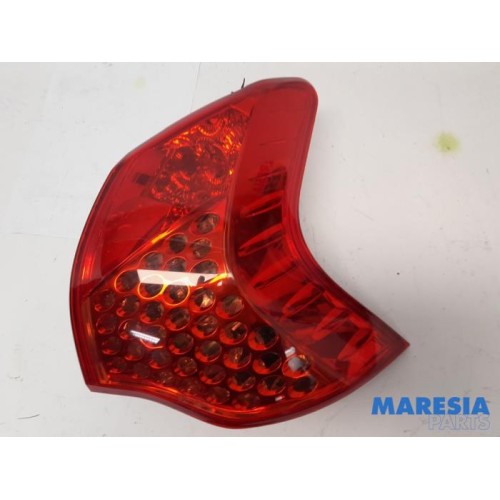 Peugeot - 3008 - Taillight, right