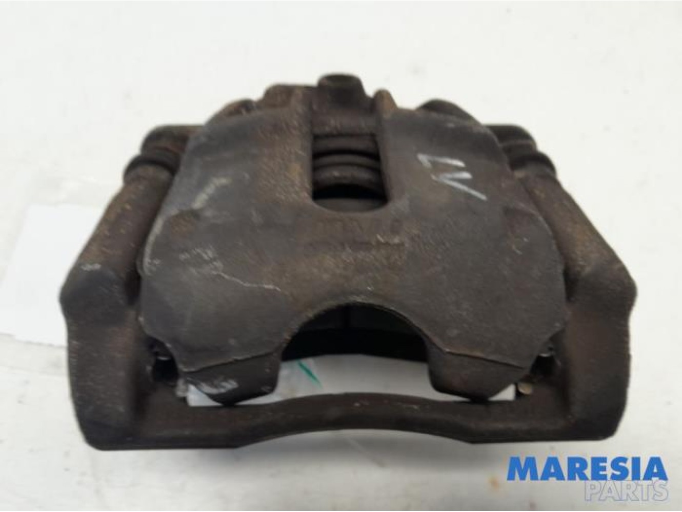 Renault - Clio - Front brake calliper, left