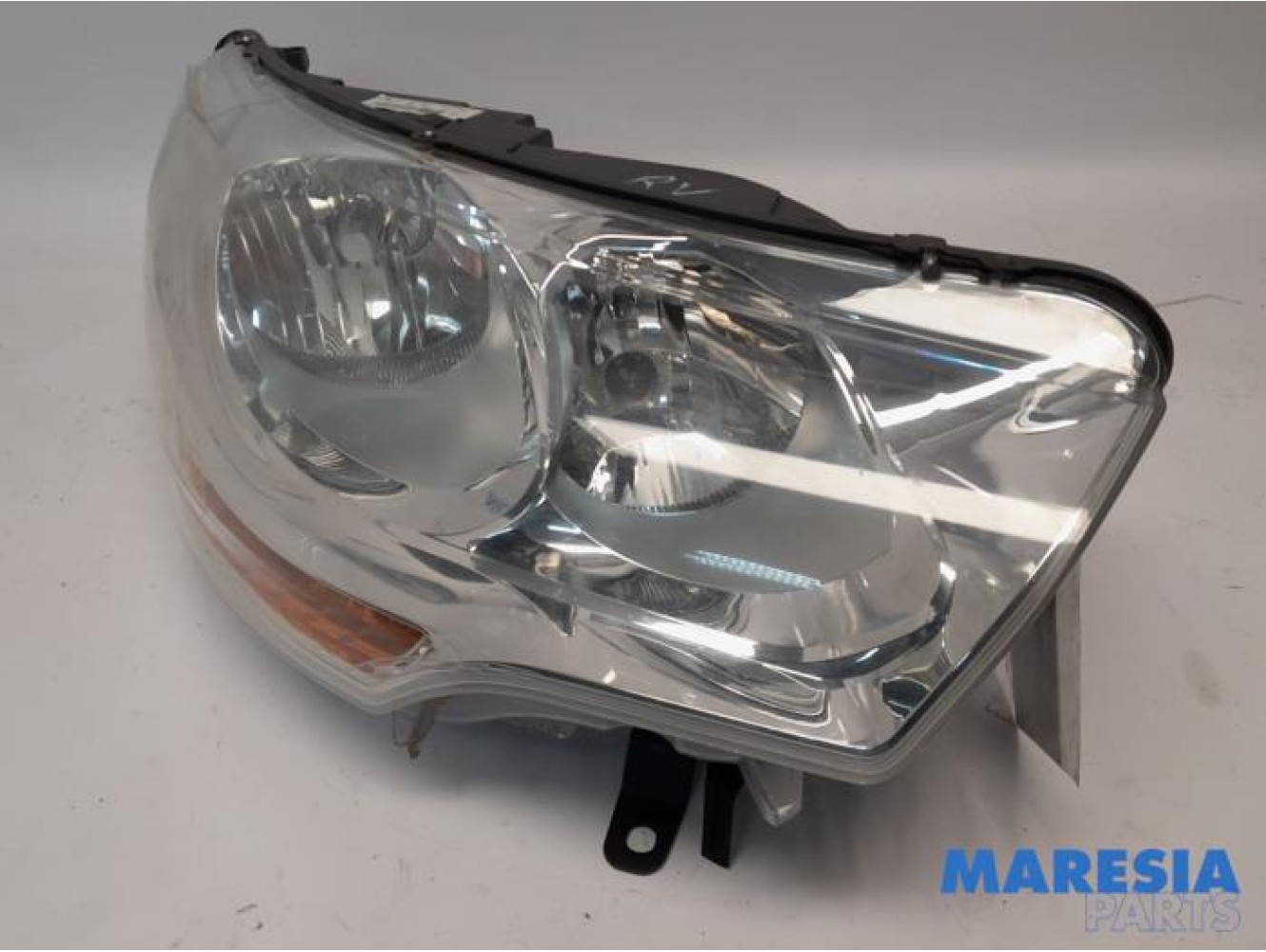Citroen - C4 - Phare droit