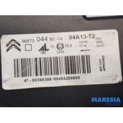 Citroen - C4 - Phare droit