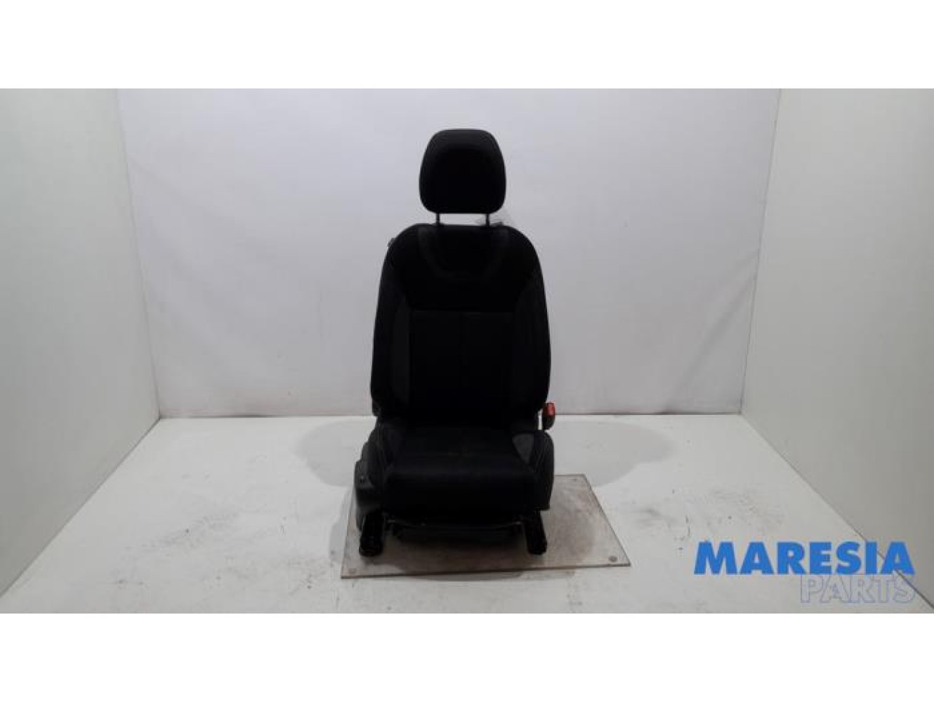 Citroen - C4 - Stoel links