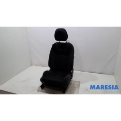 Citroen - C4 - Stoel links