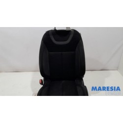 Citroen - C4 - Seat, right