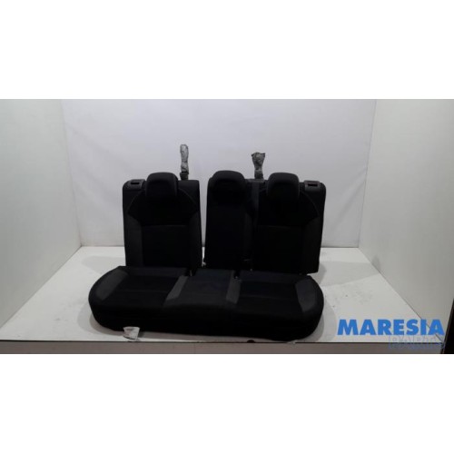 Citroen - C4 - Rear bench seat