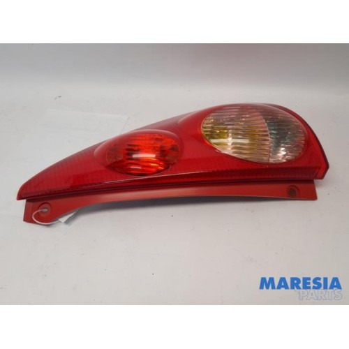 Peugeot - 107 - Taillight, right