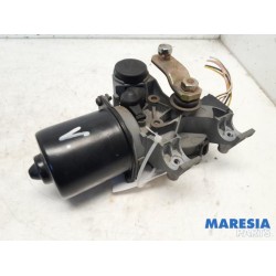 Peugeot - 107 - Front wiper motor