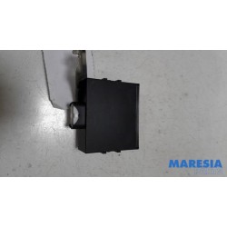 Peugeot - 107 - Central door locking module