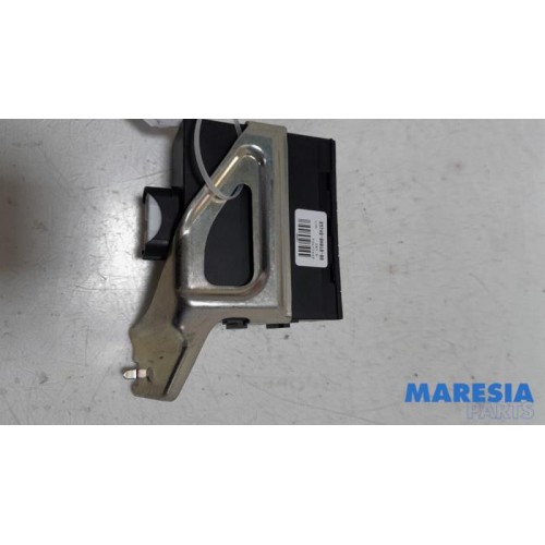 Peugeot - 107 - Module verrouillage central des portes