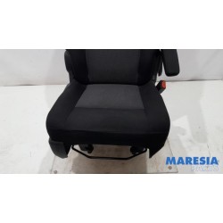 Peugeot - Expert - Seat, right