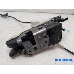 Peugeot - 3008 - Door lock mechanism 4-door, front left