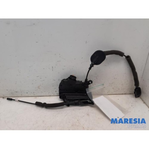 Renault - Twingo - Rear door mechanism 4-door, right