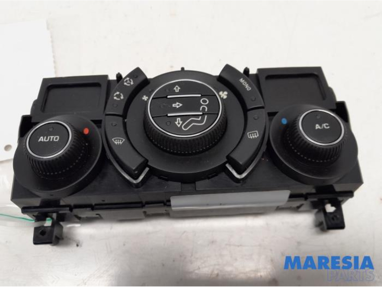 Peugeot - 3008 - Heater control panel