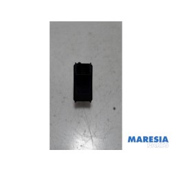 Peugeot - 3008 - Electric window switch
