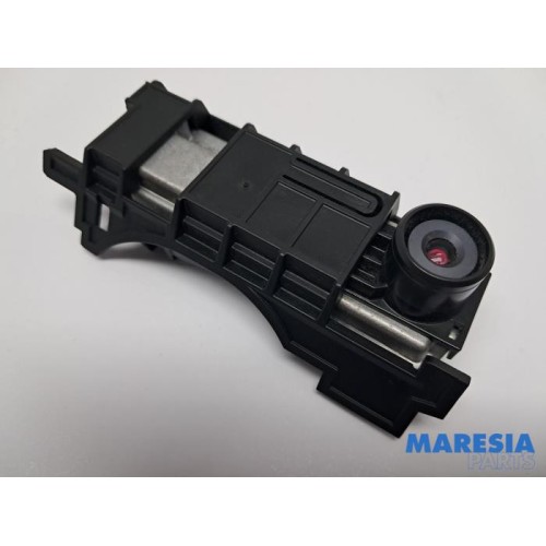 Renault - Twingo - Front camera