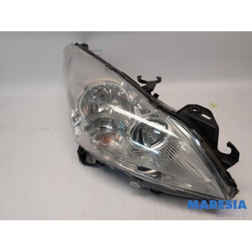 Peugeot - 3008 - Headlight, right