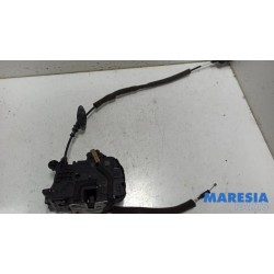 Renault - Clio - Front door lock mechanism 4-door, right