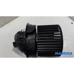 Renault - Clio - Heating and ventilation fan motor