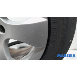 Peugeot - 3008 - Sportvelgenset + banden