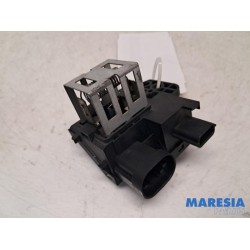 Renault - Clio - Cooling fan resistor