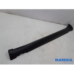 Citroen - C4 Cactus - Zijskirt links