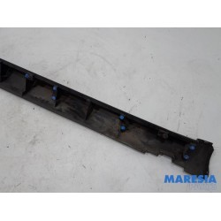 Citroen - C4 Cactus - Zijskirt links