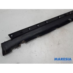 Citroen - C5 - Marche-pied (list de couverture) droite