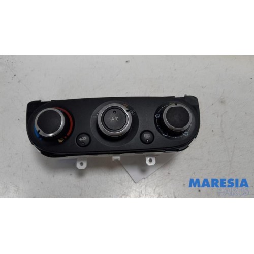 Renault - Clio - Heater control panel