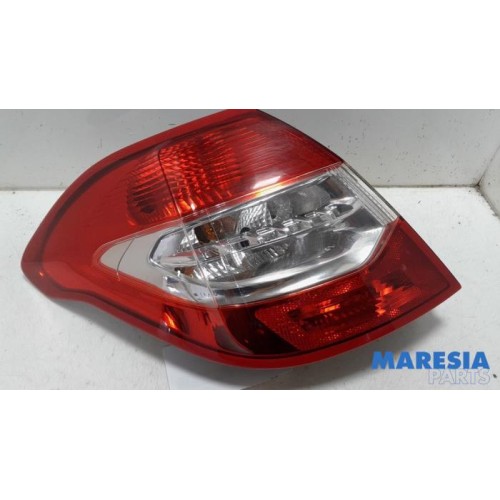 Citroen - C4 - Taillight, left