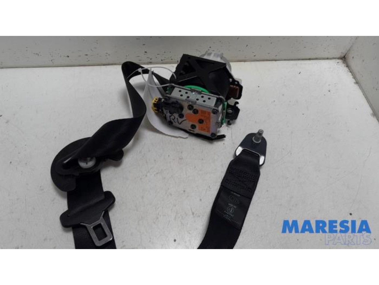 Citroen - C4 - Front seatbelt, right