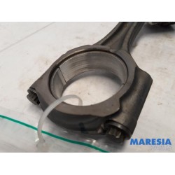 Peugeot - 208 - Connecting rod