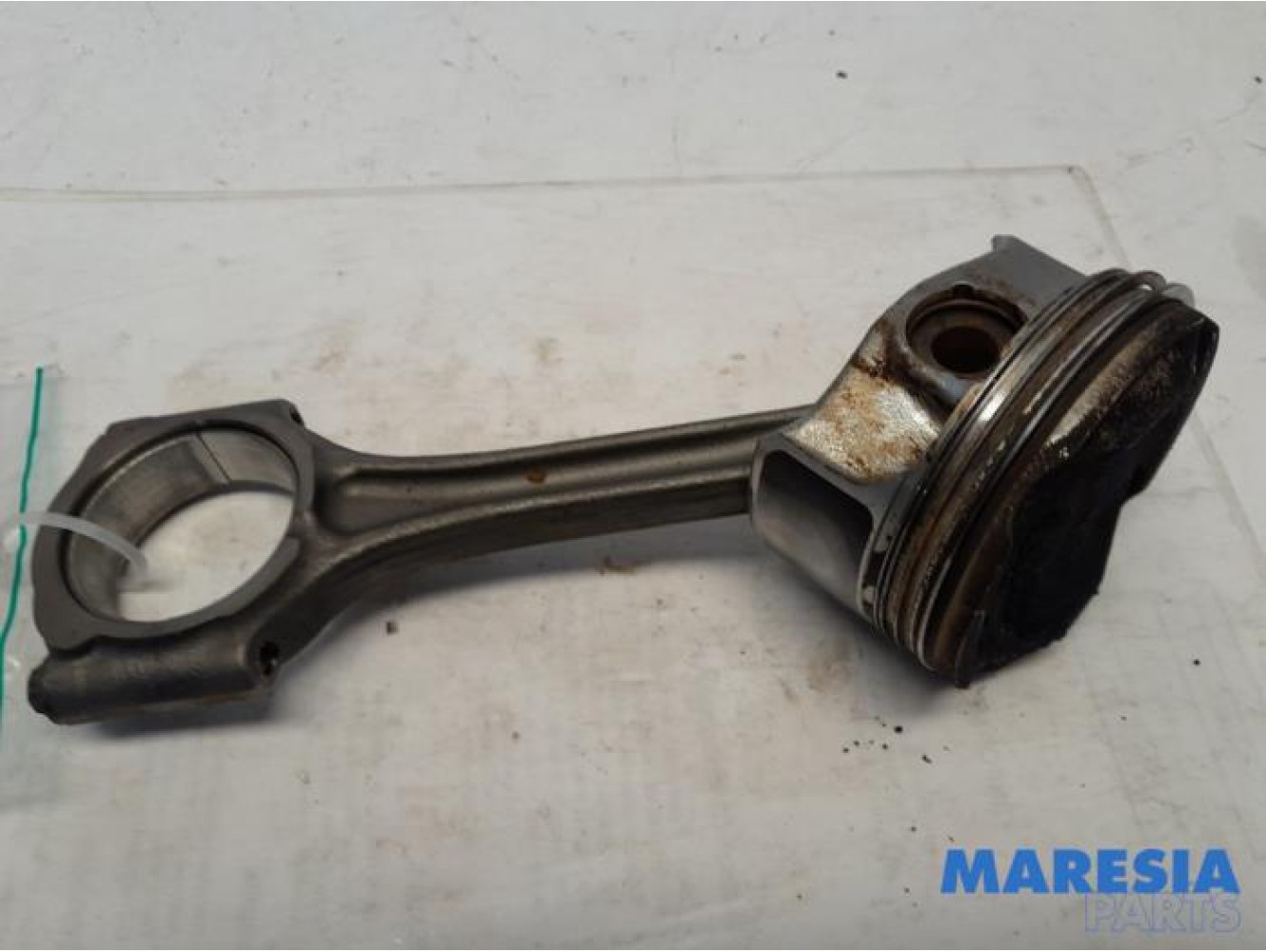 Peugeot - 208 - Connecting rod