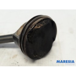 Peugeot - 208 - Connecting rod