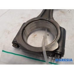 Peugeot - 208 - Connecting rod