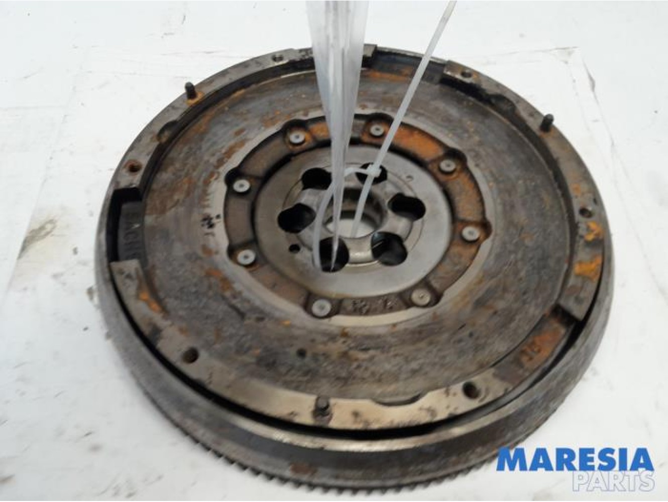 Peugeot - 208 - Dual mass flywheel