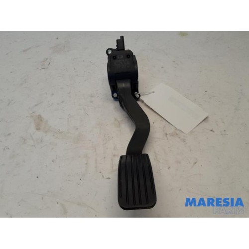 Citroen - C4 - Gaspedalposition Sensor