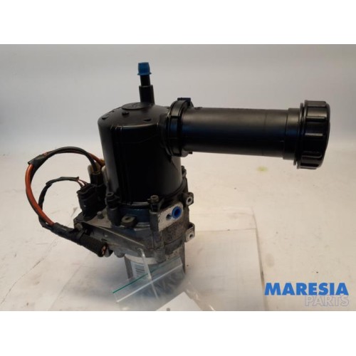 Citroen - C4 - Power steering pump
