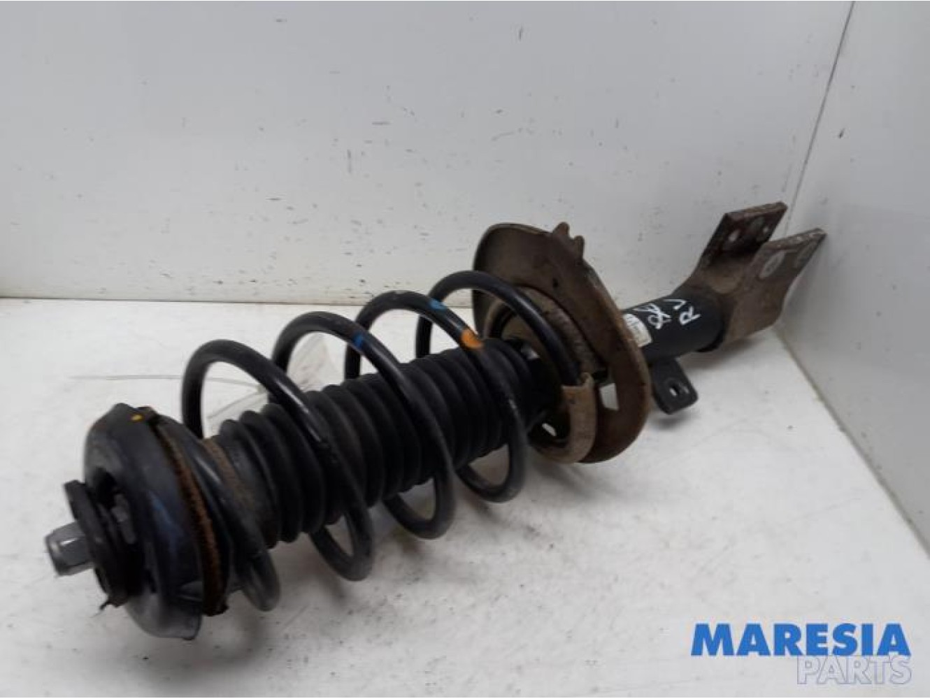 Citroen - C4 - Front shock absorber rod, right