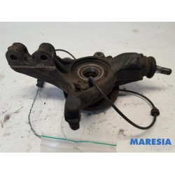 Citroen - C4 - Fusee links-voor