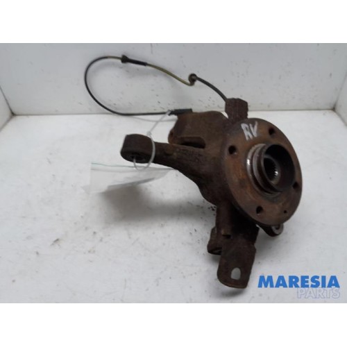 Peugeot - 107 - Knuckle, front right