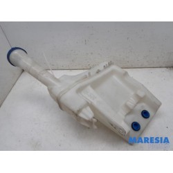 Peugeot - 107 - Front windscreen washer reservoir