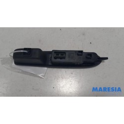 Citroen - C4 - Multi-functional window switch