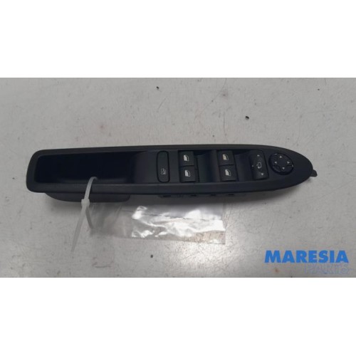 Citroen - C4 - Multi-functional window switch