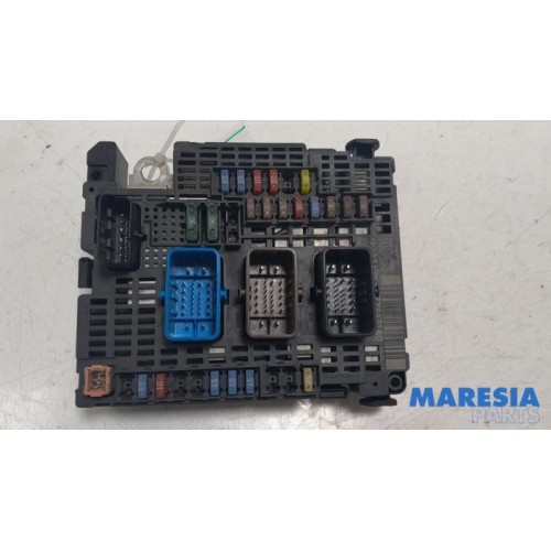Citroen - C4 - Fuse box