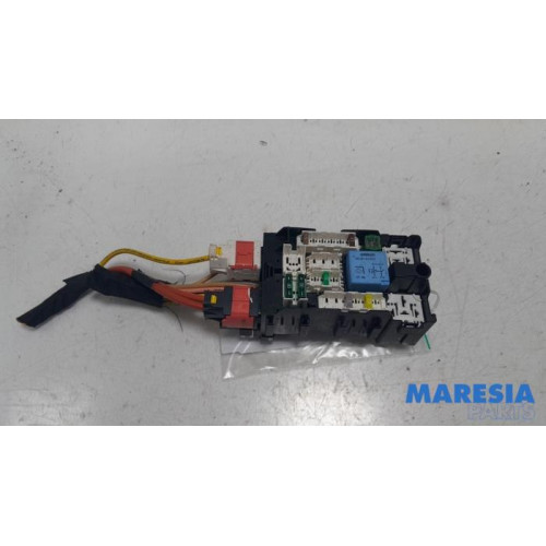 Citroen - C4 - Fuse box