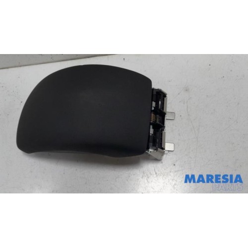 Citroen - C4 - Armrest