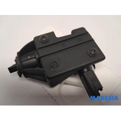 Citroen - C4 - Tank flap lock motor
