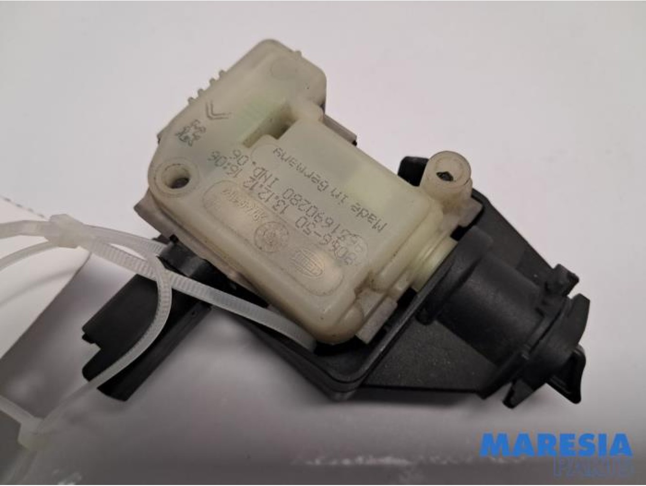 Citroen - C4 - Tank flap lock motor