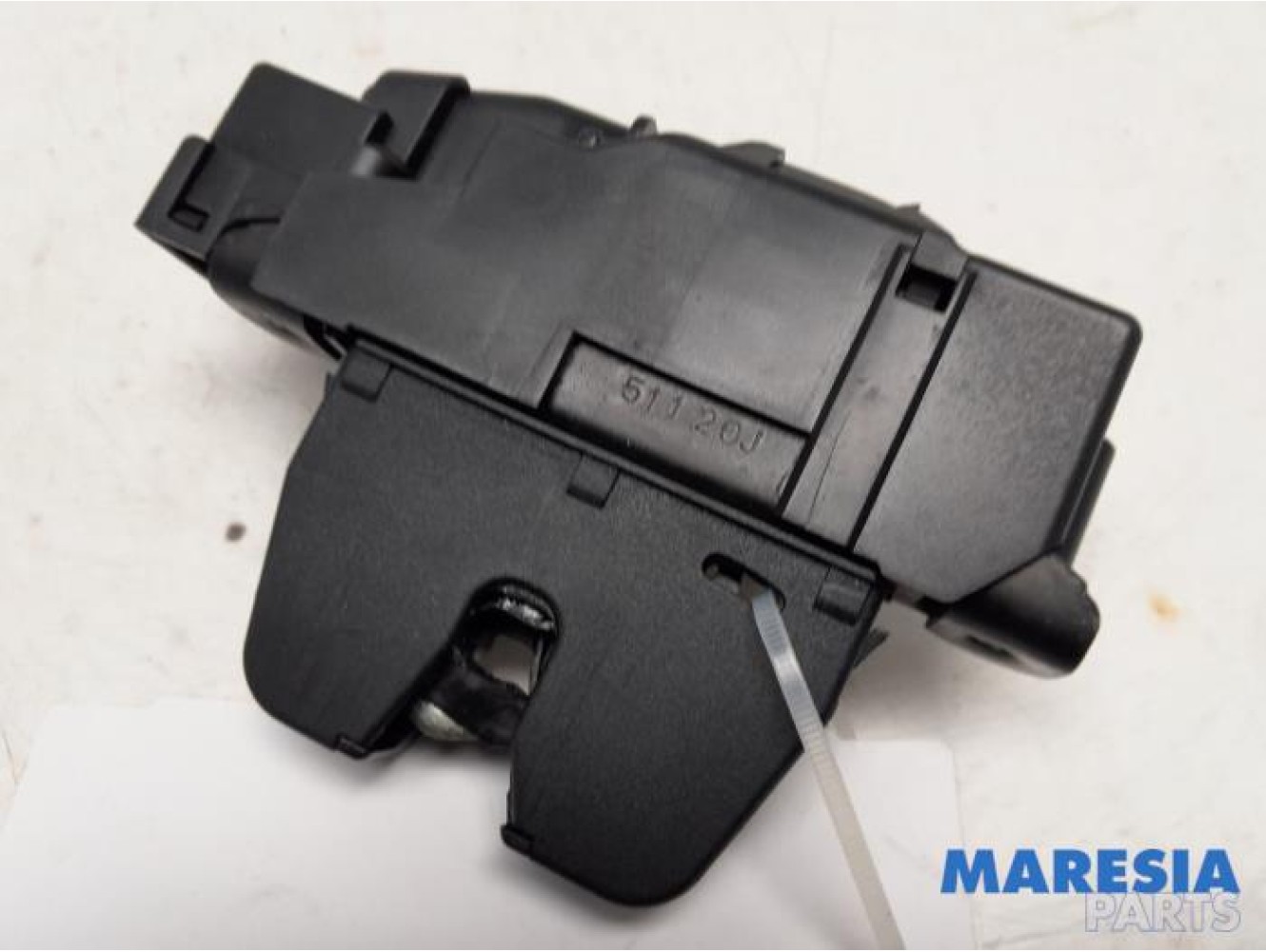 Citroen - C4 - Tailgate lock mechanism