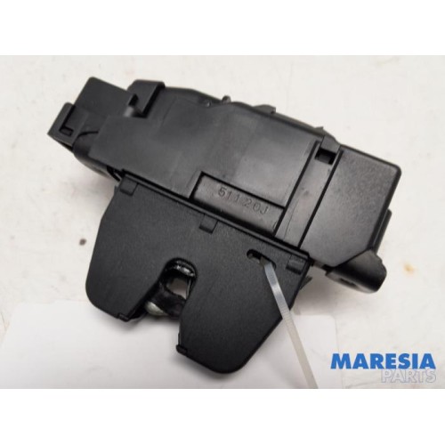 Citroen - C4 - Tailgate lock mechanism